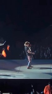 54K views · 2.3K reactions | Guns N Roses - The Seeker (San Diego CA 2017) #gunsnroses #axlrose #slash #gnr #duffmckagan | Guns n' f 'n Roses.It - Nightrain Italia Fanpage | Facebook