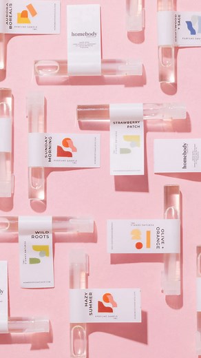 13 reactions | ☻ the joy this gumball machine brought yesterday —> 殺拾 watching everyone take a spin to win was SO FUN. i’ve never seen so many people digging for quarters + getting so excited for what they got! there are still some major goodies hiding in here (*cough cough* free candles + free perfumes *cough cough*), so if you’re in the west burbs this weekend, pls come to @marketsformakers + take a spin!! | Homebody Candle Co. | Facebook