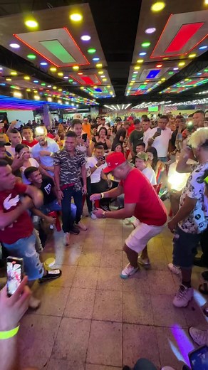 140K views · 1.6K reactions | Concurso De Baile Por 50k  | Billares Elite Simon Bolivar | Facebook