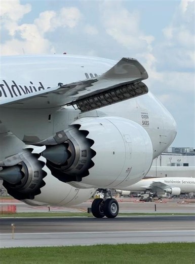 UPS 747-8F “Queen of the Skies” AIRSIDE takeoff at Louisville SDF Airport #shorts