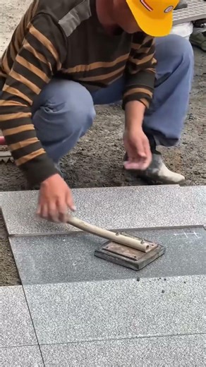 How to install natural marble tiles with a tight seal