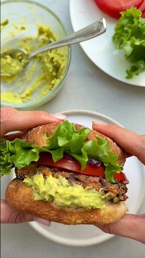 Black Bean Burgers | FeelGoodFoodie