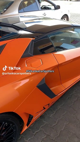 Lamborghini Aventador SV Roadster Spotted in Sri Lanka