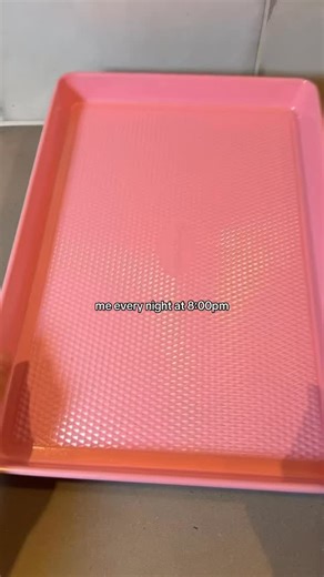 These mini pop tarts using our puff pastry are the ultimate sweet treat💕Quick, easy, and ready in minutes! Share this with a fellow sweet treat lover🤭 #easybaking #sweettreat #latenight | Jus-Rol