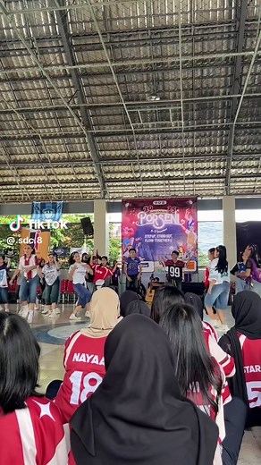 Live Performance Highlights at Porseni Event