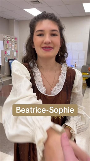 These past two nights have been EVERYTHING! Make sure to come to our final show on SATURDAY if you haven’t yet, I promise it’s great 🤩 #foryou #blowthisup #funny #theatre #character