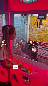 66K views · 10K reactions |  THIS GAME IS OUT OF THIS WORLD!  Play live-stream CLAW MACHINES, win REAL PRIZES, and get them SHIPPED to your doorstep!    | Clawee | Facebook