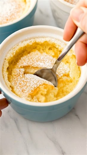 Sugar-Free Keto Lemon Pudding Cakes Warm, airy little lemon cakes with a soft, pudding-like center and bright citrus flavor—perfect with a light dusting of sugar-free “powdered sugar” and fresh berries. ​ Ingredients (Sugar-Free) (makes 4 servings) Cake base 1/3 cup granulated sugar-free sweetener (erythritol-based works best for lighter color) ​ 2 tbsp butter, very well-softened ​ 2 large eggs, separated (yolks and whites) ​ 3 tbsp almond flour ​ 2 tsp fresh lemon zest ​ 1/4 tsp salt ​ 1/3 cup 