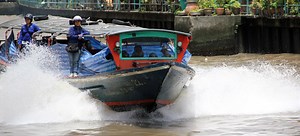 Khlong Saen Saeb: A Tour of Bangkok's Central Canal