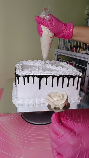 1.6M views · 10K reactions | Square Cake! | Cook and Bake by Lea T. | Facebook