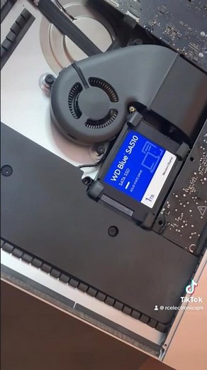 iMac 21” harddrive replacement #imac #diy #fyp #technician #electroniccomponents #apple #harddrive
