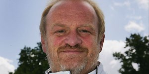 Antony Worrall Thompson says he’s not an ‘anti-vaxxer’