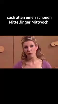 Affe zeigt Mittelfinger: Lustige Videos und Sprüche