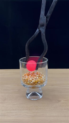 Making Popcorn With 1000℃ RHCB🌽🍿#satisfying#foryou#experiment | Popcorn