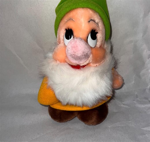 Vintage Snow White and the Seven Dwarfs Bashful Plush 1980s - Etsy Canada