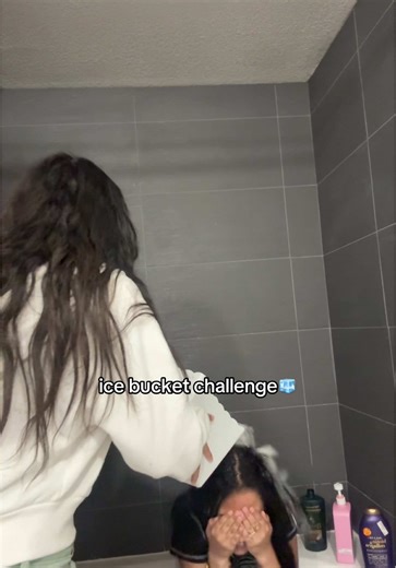 #fyp #icebucketchallenge @Itslazarooo 🐍 @Elii💋 @malyo💘