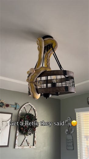 Merissa Cardoza on Instagram: "Why are they this way 😫😫🤣 Maverick Motley Orange Glow Reticulated Python #reticulatedpython #girlswithsnakes #cutepets #pets #exotic snakelover reticsofinstagram mainlandretic Usarkmember retic reptilelover snaketherapy snakesofinstagram"