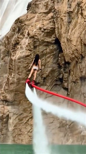 Watching the Water Sky Show Under a Waterfall Is Absolutely Incredible! 💦｜在瀑布下面看 Water Sky 表演，真是太爽了
