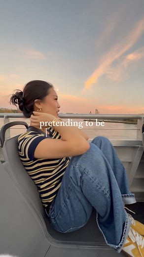 VIA LI | a new hobby unlocked: pretending to be a tourist in new york city 🍎 | Instagram