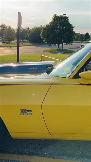 Chevrolet Camaro Z28 classic Drive By Engine Sound lakeside mall Sterling Heights Michigan#519 ❄️⛄️ | Vintage Car Restoration Insights