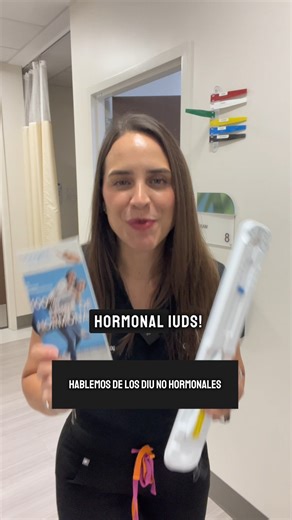 The copper IUD is a hormone-free form of long-term birth control. It’s a small, T-shaped device placed inside the uterus that releases copper to prevent pregnancy. The copper creates an environment that is toxic to sperm, making it difficult for fertilization to occur. It can last up to 10 years and is over 99% effective. Some people may experience heavier periods or cramping, especially in the first few months. El DIU de cobre es un método anticonceptivo de larga duración que no contiene hormon