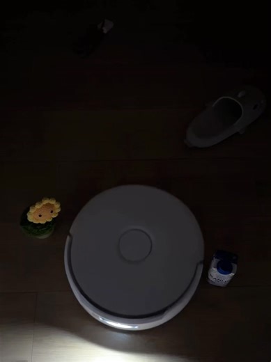 🤩 New release|Narwal Flow: a real-time self-cleaning track mop for perfect mopping. 🎁 $400 OFF Free Gift Bundle 6-Month 0% Interest 3-Year Warranty 💦 Track Mop –Real-Time Self-Cleaning for Perfect Mopping 💡 200 Object Detection – Dodges cords 🔌, socks 🧦, and pet messes 🐾 🧠 TwinAI Smart Navigation – No more bumping into furniture ⚡ Next-Level Base Station：Washes, dries & charges hands-free #narwal #narwalflow #robotvacuums #newrelease | Narwal North America