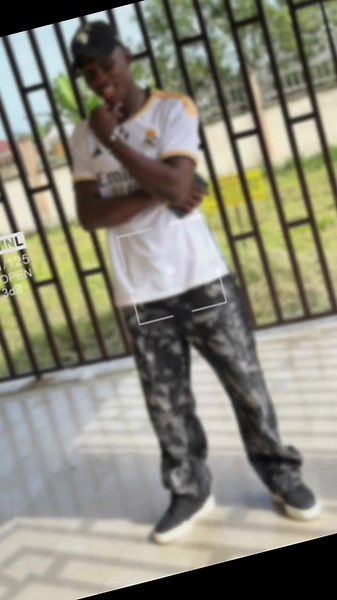 v.i.c (@v.i.c700)’s videos with luwaa sound by proud Musoga ug - Proud Musoga