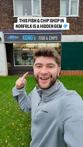 📍 @kongsfishandchips This fish & chip shop in Norfolk is a true hidden gem 💎 You’re probably thinking, “it looks like every other fish and chip shop. What are you on about?” And yeah, I agree it does… but do you know any other fish and chip shop that serves Korean fried chicken? I didn’t think so. 😍 #fishandchips #fishandchipshop #chippy #fishandchipreview #koreanfriedchicken #friedchicken #foodreview #food #foodporn #foodie #norwich #norfolk #norwichfood #norfolkfood | Alex Green Reviews