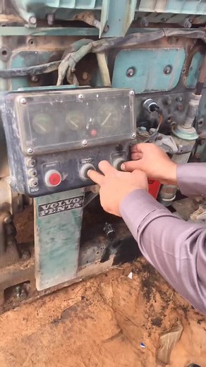 Operating a Volvo Pentax Diesel Engine Explained