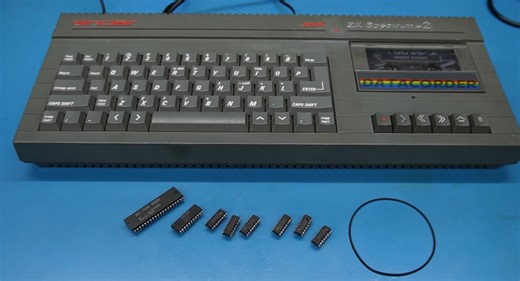 Fixing 1986 Sinclair Spectrum 2 With A High-Score Of Issues