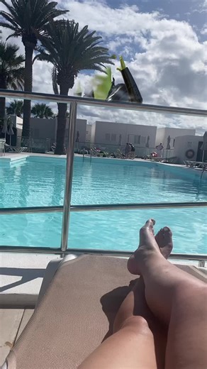 Relaxing Poolside Moments with Animated Shrek