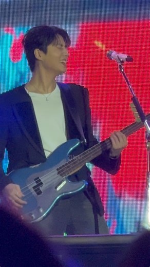 걷잡을 수 없이 스르륵 녹아내려요 🫠 Melt Down | 데이식스 영케이 | 260321 The DECADE in Daejeon