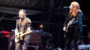 Bruce Springsteen - 'Tougher Than The Rest' clip (Dublin, May 2016)