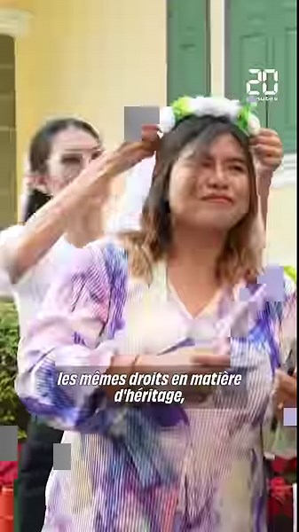 💒 Larmes, baisers et drapeau arc-en-ciel: près de 2000 couples LGBT se sont dit «oui» en Thaïlande jeudi, à l'entrée en vigueur de la loi autorisant le mariage entre personnes de même sexe, pionnière en Asie du Sud-Est #Thailande #mariage #gay #LGBT | 20 Minutes