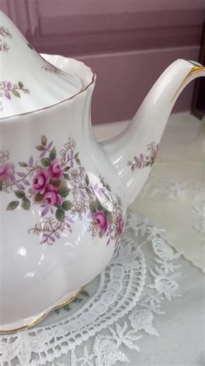Royal Albert Tea Pot Lavender Rose | Vintage Bone China Pot | Afternoon Teaware | Replacement China | Vintage Tea Pot | Wedding China - Etsy UK