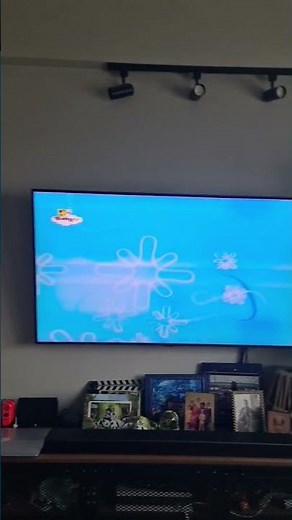 BabyTV Magic Lantern Rainbow Blue Music