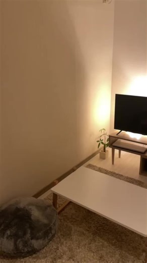 University Student's Solo Living Room Tour | 6 Tatami Mat Space