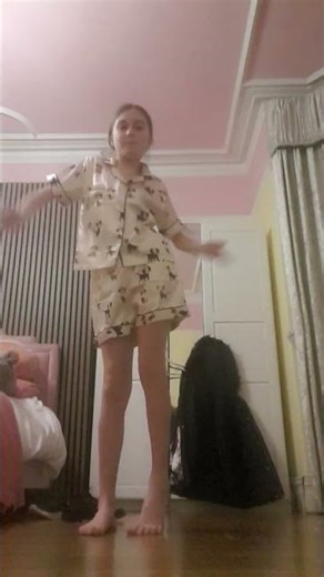 pup pup boogie dance