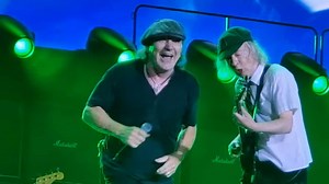 AC/DC enflamme l'Europe avec son premier concert sur le continent depuis huit ans (setlist & vidéos)