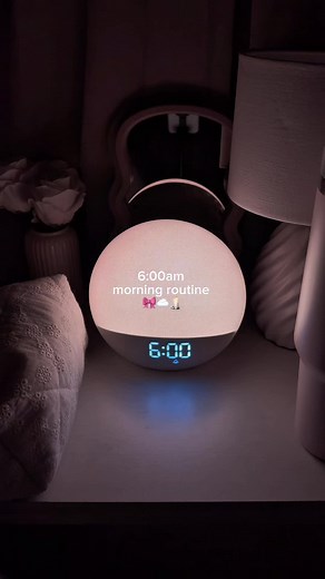 6 AM Spring Morning Routine for a Fresh Start 🌸