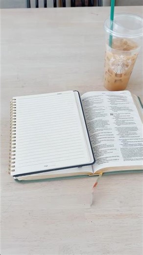iced coffee and bible time🌺☕️ #fypシ #coffee #jesus #coffeeandbibletime