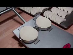 M700 Funcionando Maquina empanadas