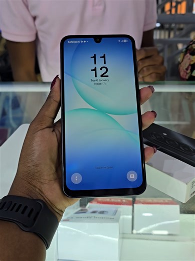 SAMSUNG A17 Disponibile: Caratteristiche e Prezzi