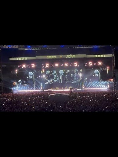 Bon Jovi - It’s My Life LIVE at Wembley Stadium 🔥🎸