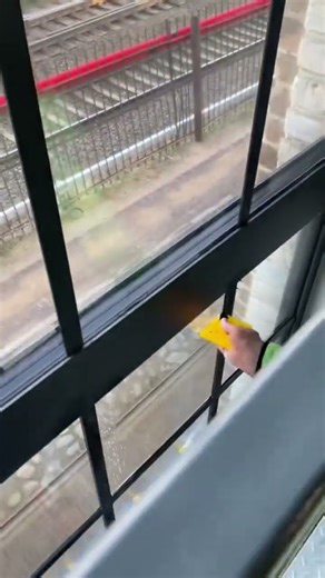Attaching Aluminum Mullions to a Curved Window | BGI.lv