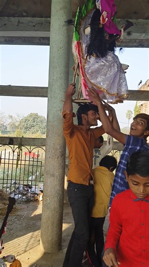 मूर्ति दिखे कैसे ले जा रे भैया 🥲🌺💔🥲🙏♥️🌺🥲💔#saraswatimata #murtimaking #aart_kala #Murti #indianart