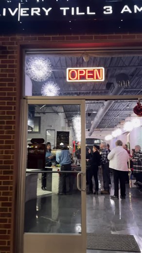 Open this holiday season at all locations, serving fresh food until 3 AM. From catering and office lunches to family dinners, Zio Al’s is always here for you. Place your order at www.zioals.com #PizzaLovers #HolidayEats #LateNightFood #DFWFoodScene #merrychristmas | Zio Al's Pizza & Pasta