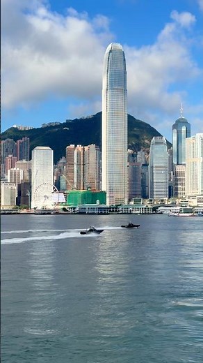 Victoria Harbour Hong Kong - The Most Beautiful Skyline in the World!