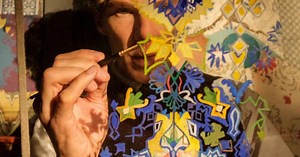 The Electrical Life of Louis Wain review