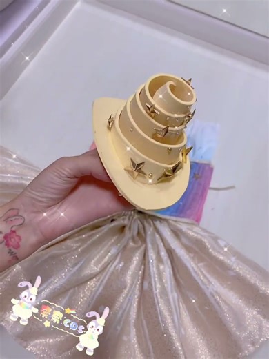 利用碎片🧩時間做出來的，穿上去見想見的人吧🌈#少兒服裝設計 #迪士尼五週年 #上海迪士尼